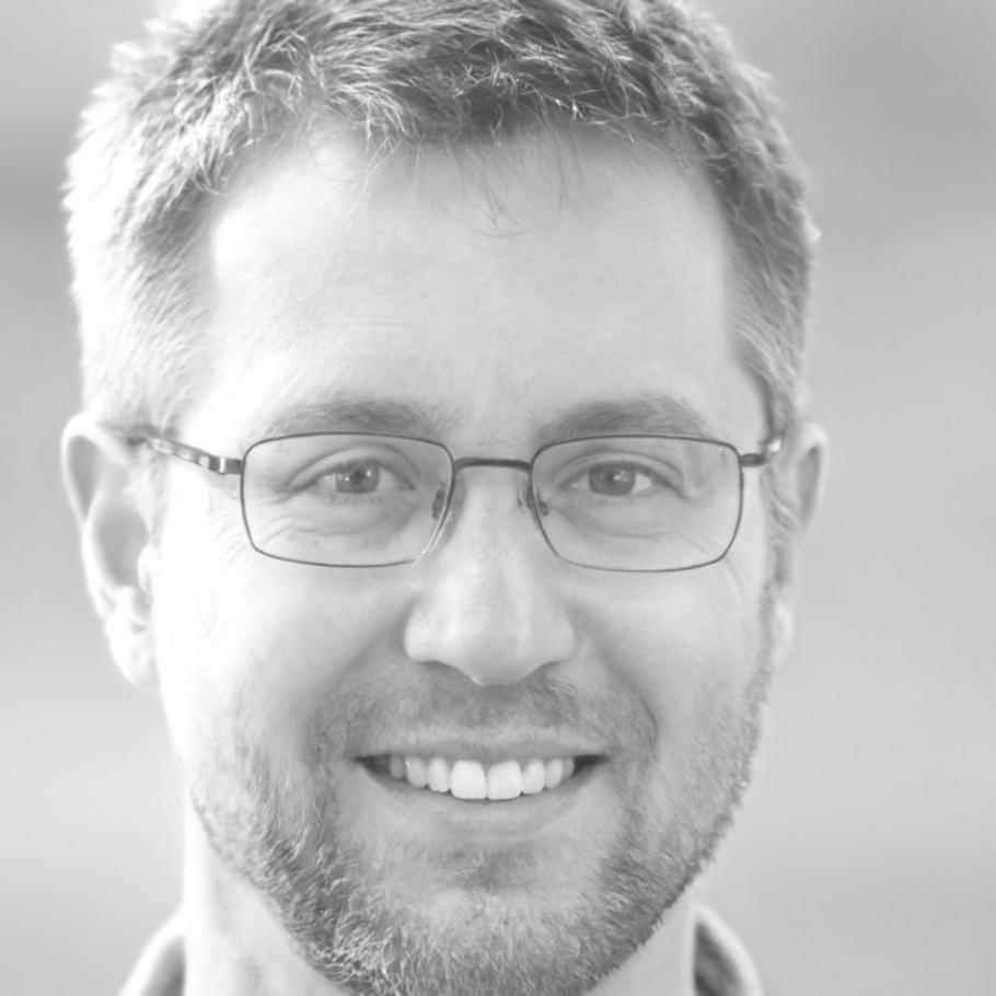 Ritratto professionale di Matteo Barison, analista finanziario e docente del corso